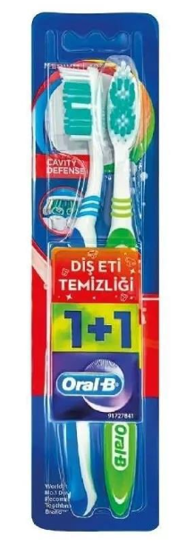 Oral-B Cavity Defence Medium Tandenborstels - 2 stuks