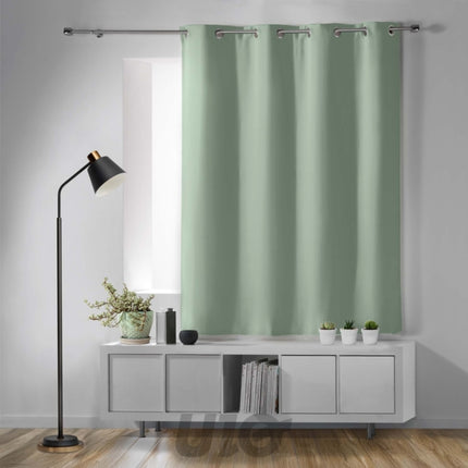 Verduisterend gordijn met ringen 135 x 180 cm saliegroen