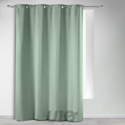 Verduisterend gordijn met ringen 135 x 240 cm saliegroen