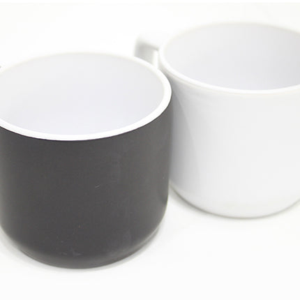 Koffiemok – Ø 8,9 cm × 7,8 cm hoog – fijn keramiek